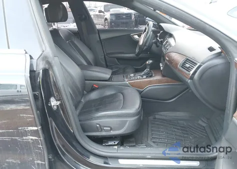 2013 Audi A7 3.0T Premium z USA, uszkodzony, nr VIN WAUYGAFC2DN085872